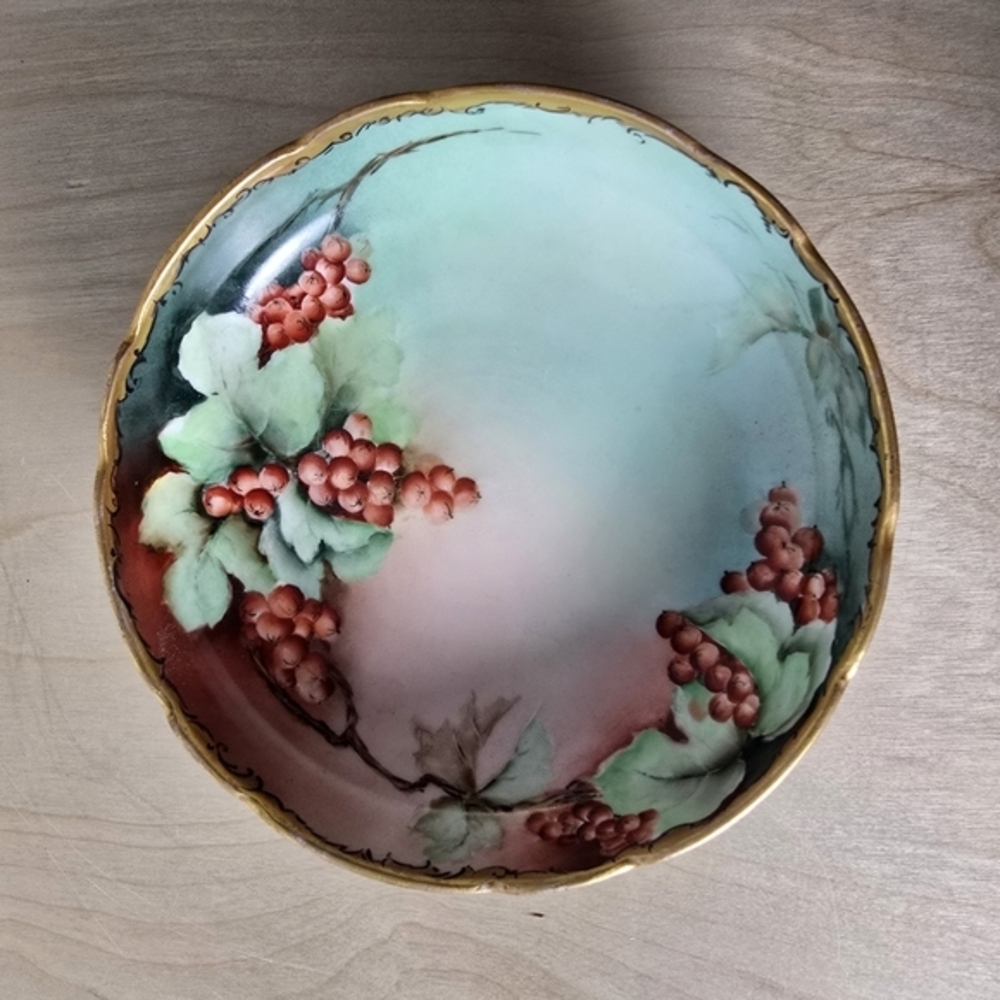 Elegant Hand-Painted Ceramic Bowl - Multicolor